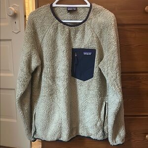 Patagonia Cream and Blue Ski Jacket